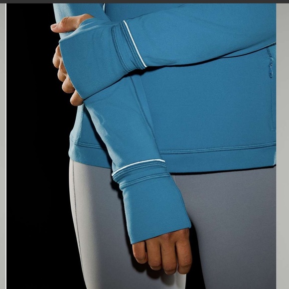 610. 🍋Lululemon athletica Its Rulu Run Long-Sleeve Shirt Marlin blue NWT - Picture 3 of 3